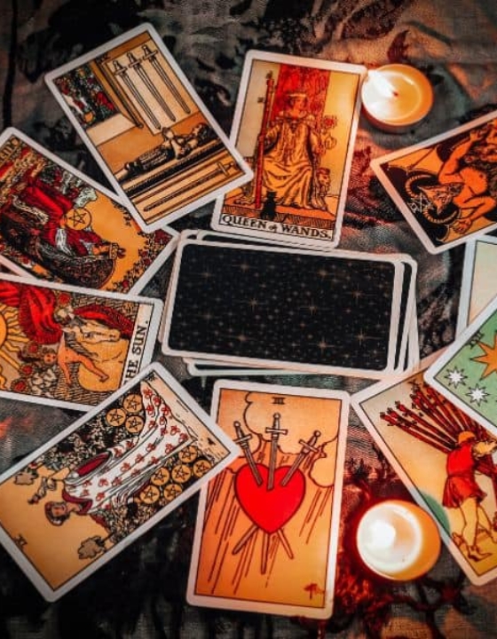 How to read tarot cards